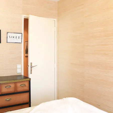 Spacious Family With Balcony Apartment *