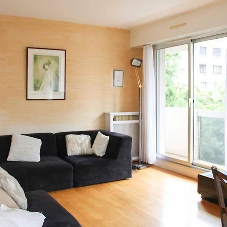 Spacious Family With Balcony